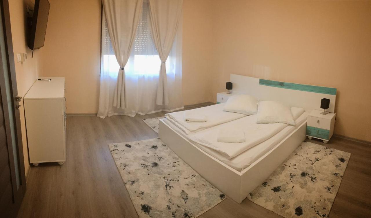 דירות אראד Milan House מראה חיצוני תמונה
